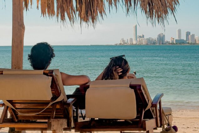 Full day visiting 3 islands 3 Beach Clubs (Rosario, Baru,T Bomba)