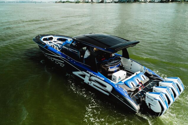 Deluxe Cartagena Private Boat for 12 people