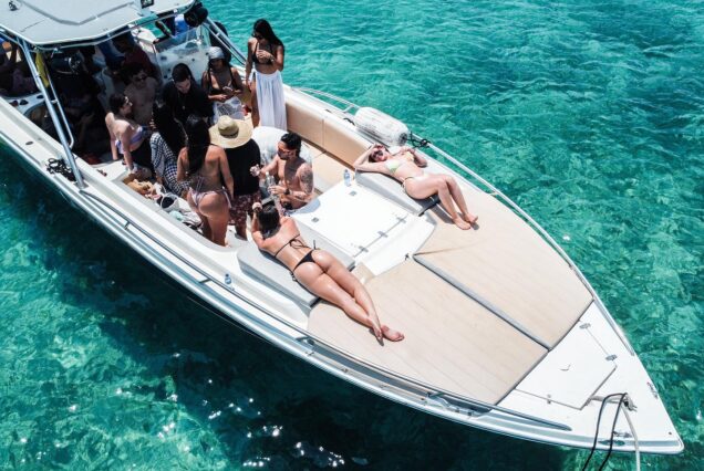 Private Boat Rental To The Rosario Islands Up To 15